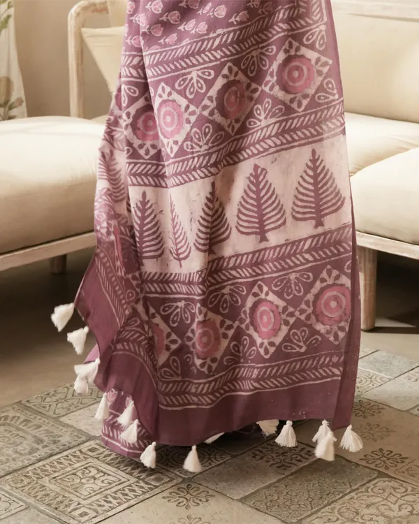 Rustic_Pink_Cotton_Dabu_Print_Mul_Saree_For_Women